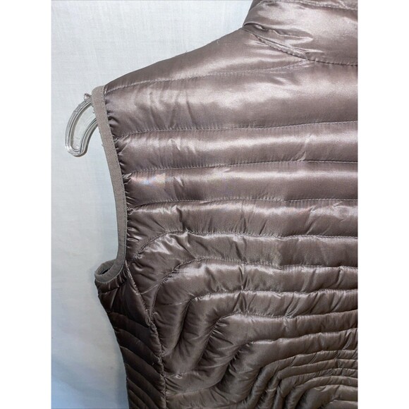 Isis Women’s Puffer Vest Size 10 Gray Going Out Party Warmth - Picture 11 of 12